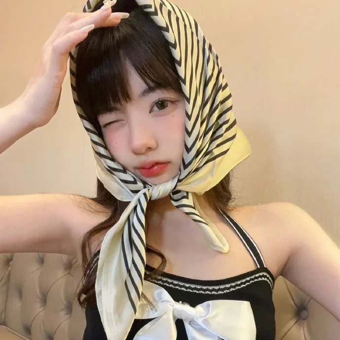 猫样少女 海报